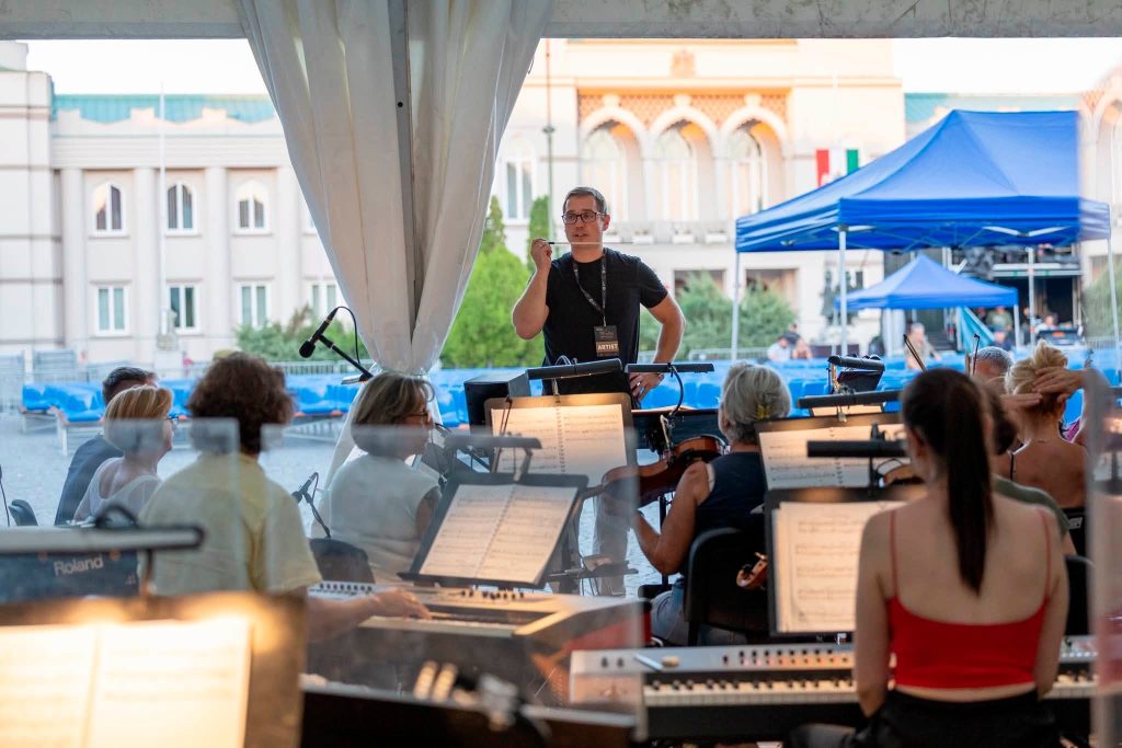 Mindig itt leszünk… Mohács 500 című rockmusical próbája (Fotó: Janus Erika)