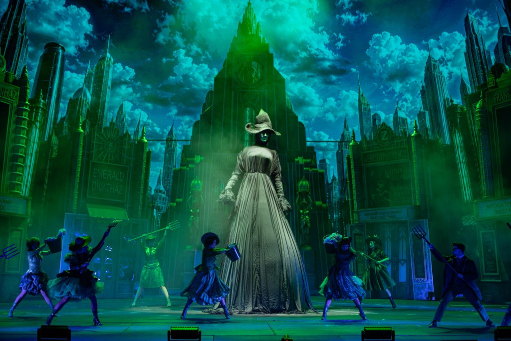 Wicked (Fotó: Szegedi Szabadtéri Játékok / Zsíros Alíz)